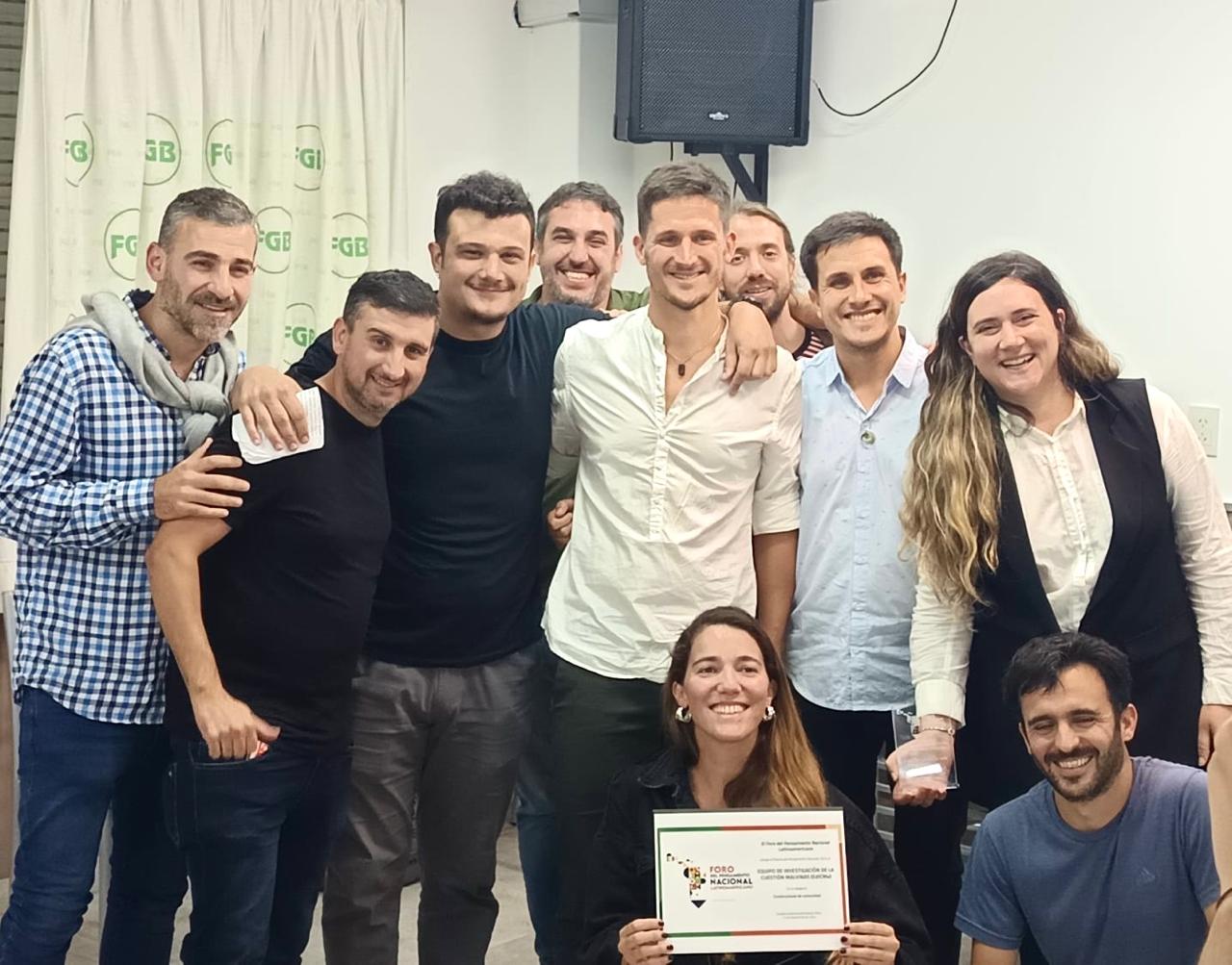 El Equipo de Investigación de la Cuestión Malvinas recibió el Premio del Pensamiento Nacional